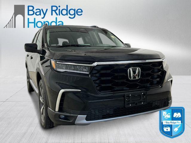 new 2025 Honda Pilot car, priced at $50,995