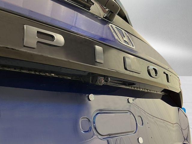 new 2025 Honda Pilot car, priced at $47,050