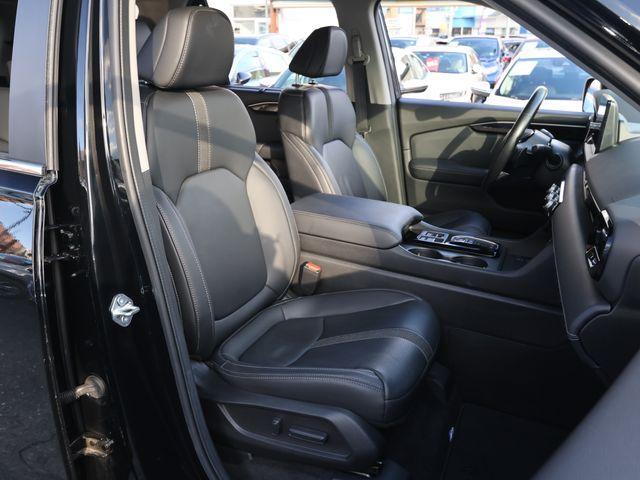 used 2023 Honda Pilot car, priced at $39,845