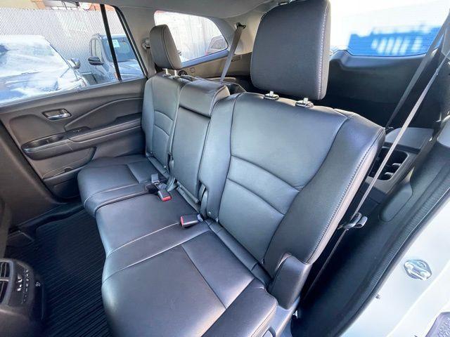 used 2022 Honda Pilot car, priced at $31,945