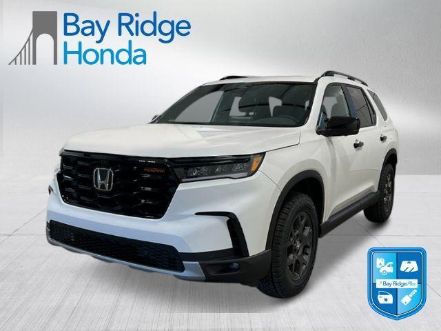 new 2025 Honda Pilot car, priced at $51,250