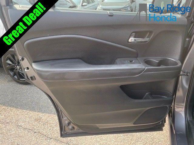 used 2022 Honda Pilot car, priced at $32,484