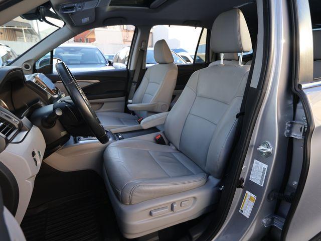 used 2022 Honda Pilot car, priced at $29,495