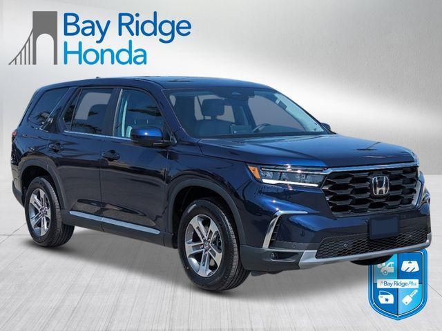 new 2025 Honda Pilot car, priced at $48,475