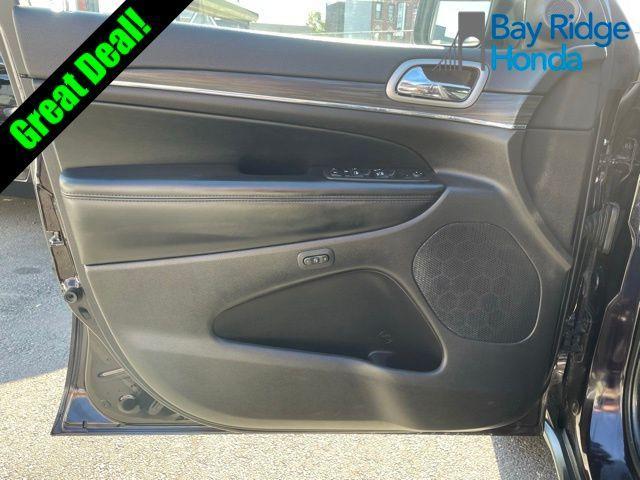 used 2021 Jeep Grand Cherokee car, priced at $24,155