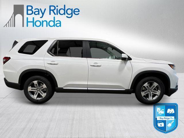 new 2025 Honda Pilot car, priced at $47,450