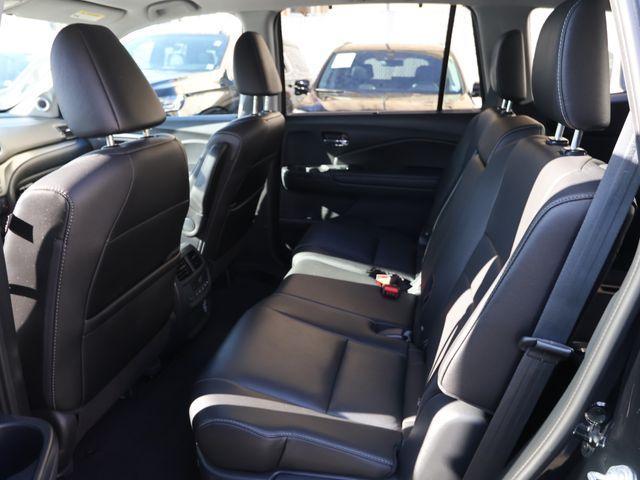 used 2022 Honda Pilot car, priced at $30,945