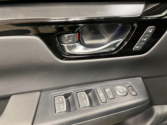 new 2026 Honda CR-V Hybrid car, priced at $43,700