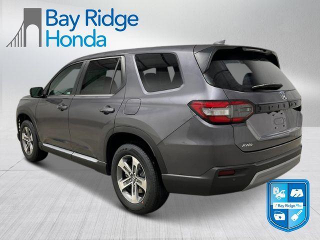 new 2025 Honda Pilot car, priced at $45,595