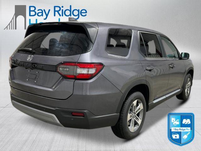new 2025 Honda Pilot car, priced at $45,595