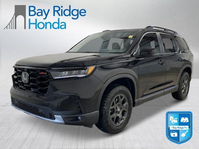 new 2025 Honda Pilot car, priced at $51,580