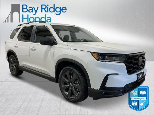 new 2025 Honda Pilot car, priced at $44,580