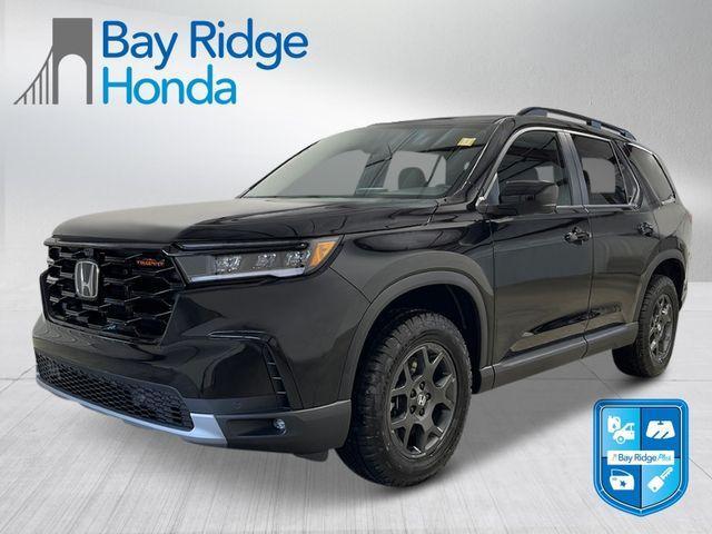 new 2025 Honda Pilot car, priced at $50,795