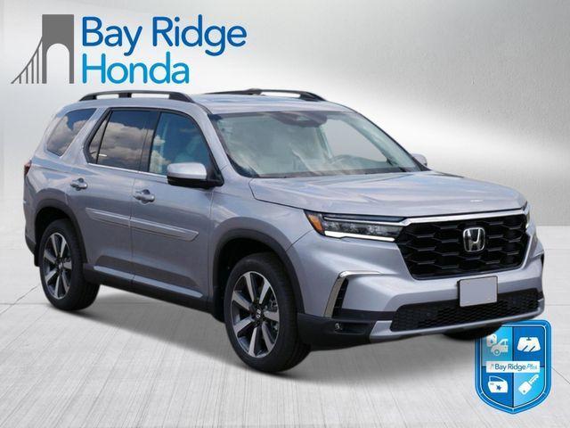 new 2025 Honda Pilot car, priced at $52,715