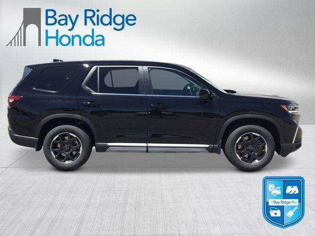 new 2025 Honda Pilot car, priced at $48,795