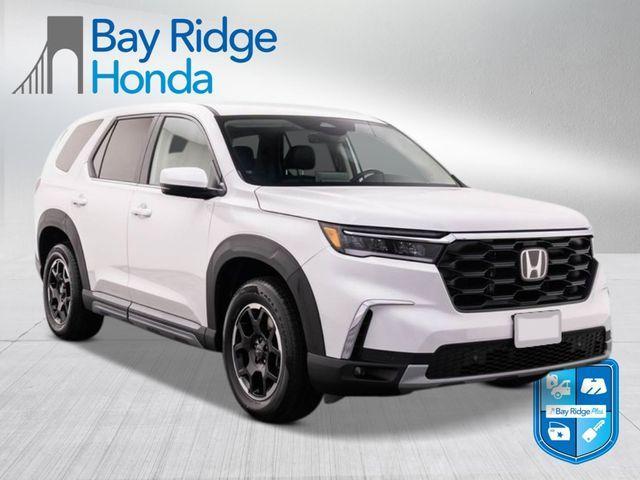 new 2025 Honda Pilot car, priced at $49,800