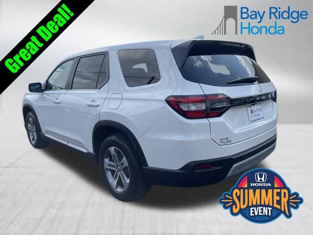 used 2025 Honda Pilot car, priced at $41,080