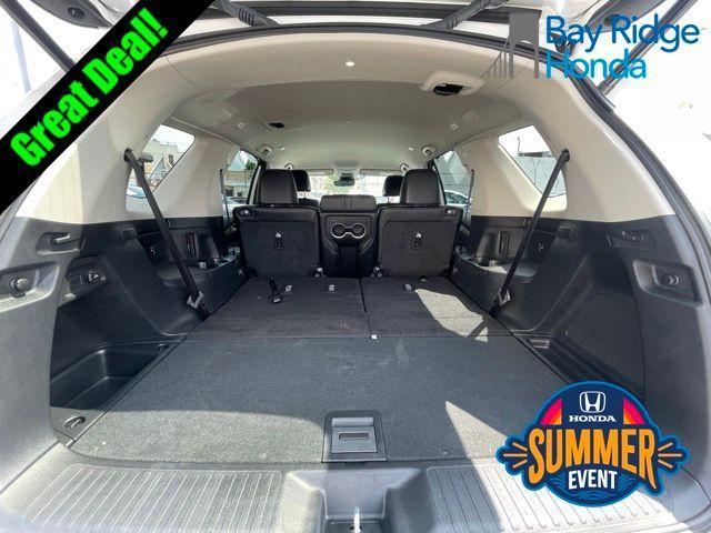 used 2025 Honda Pilot car, priced at $41,080
