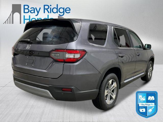 new 2025 Honda Pilot car, priced at $45,595