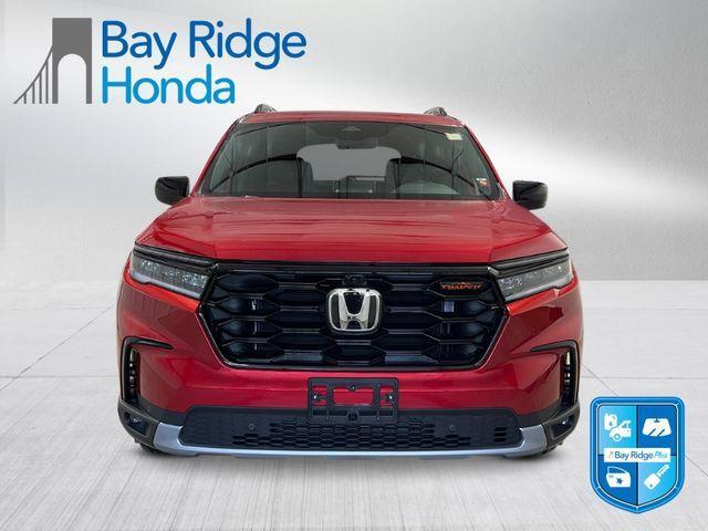 new 2025 Honda Pilot car, priced at $51,250