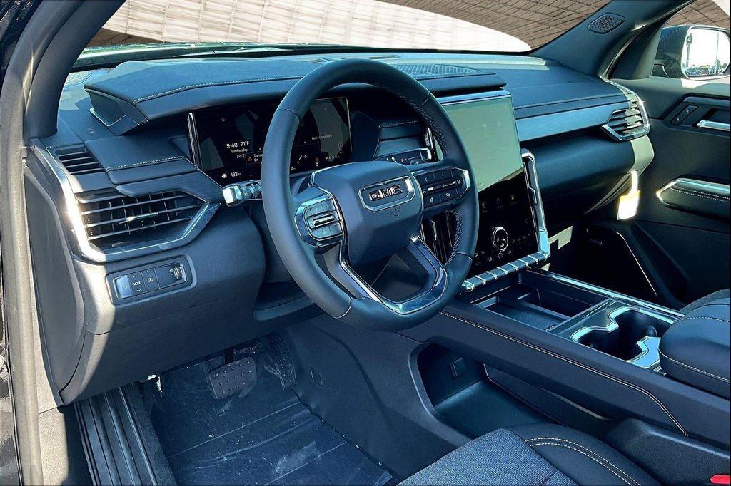 new 2025 GMC Acadia car, priced at $44,310