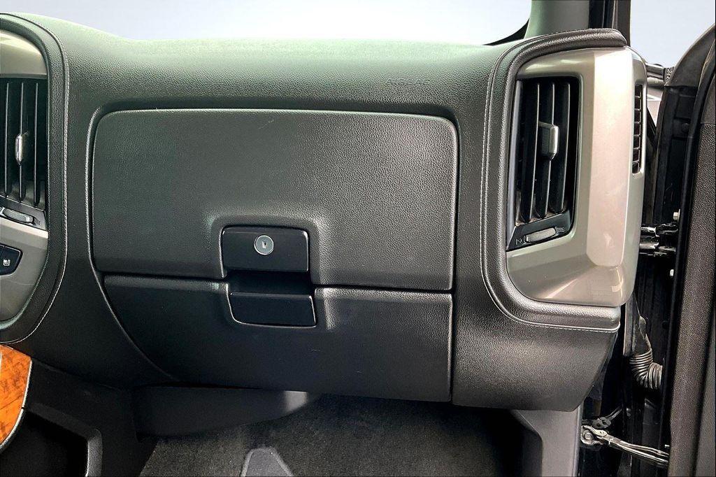 used 2018 Chevrolet Silverado 2500 car, priced at $43,387