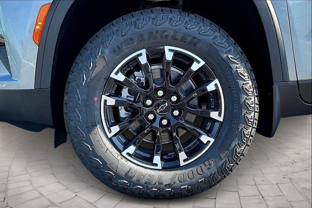 new 2026 Chevrolet Traverse car, priced at $52,840