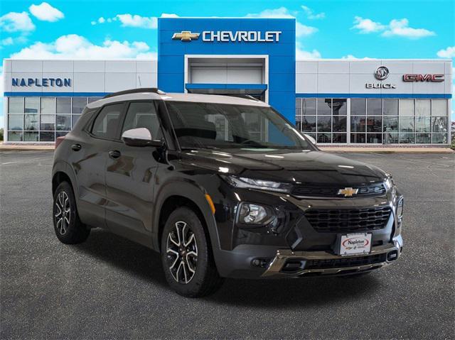 used 2023 Chevrolet TrailBlazer car, priced at $25,392