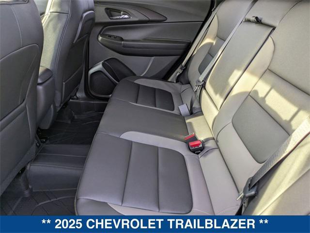 new 2025 Chevrolet TrailBlazer car, priced at $32,180