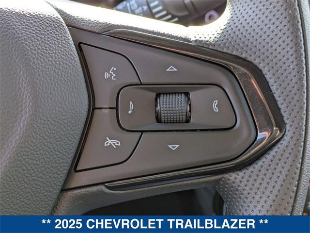 new 2025 Chevrolet TrailBlazer car, priced at $26,490