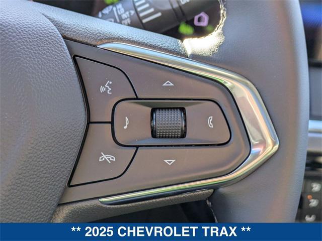 new 2025 Chevrolet Trax car, priced at $26,085