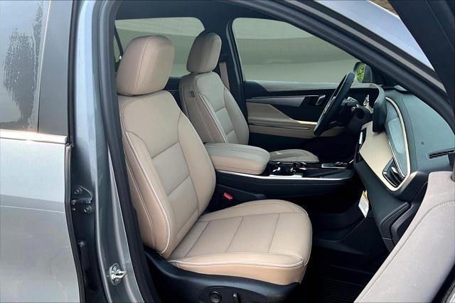 new 2025 Buick Enclave car, priced at $45,685