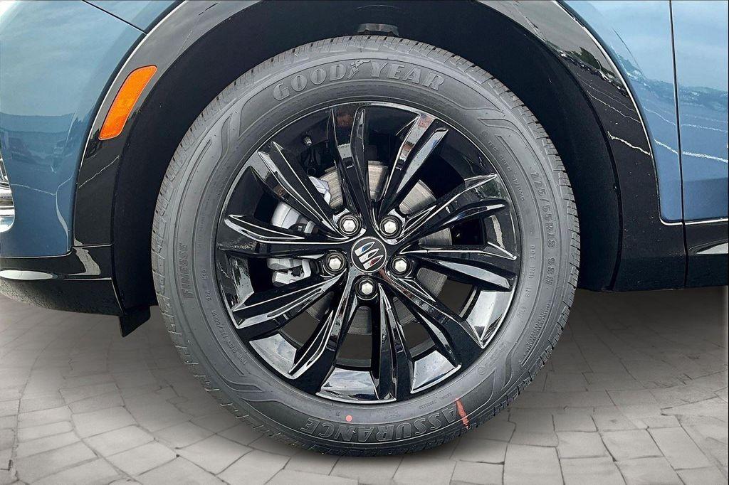 new 2025 Buick Envista car, priced at $27,754