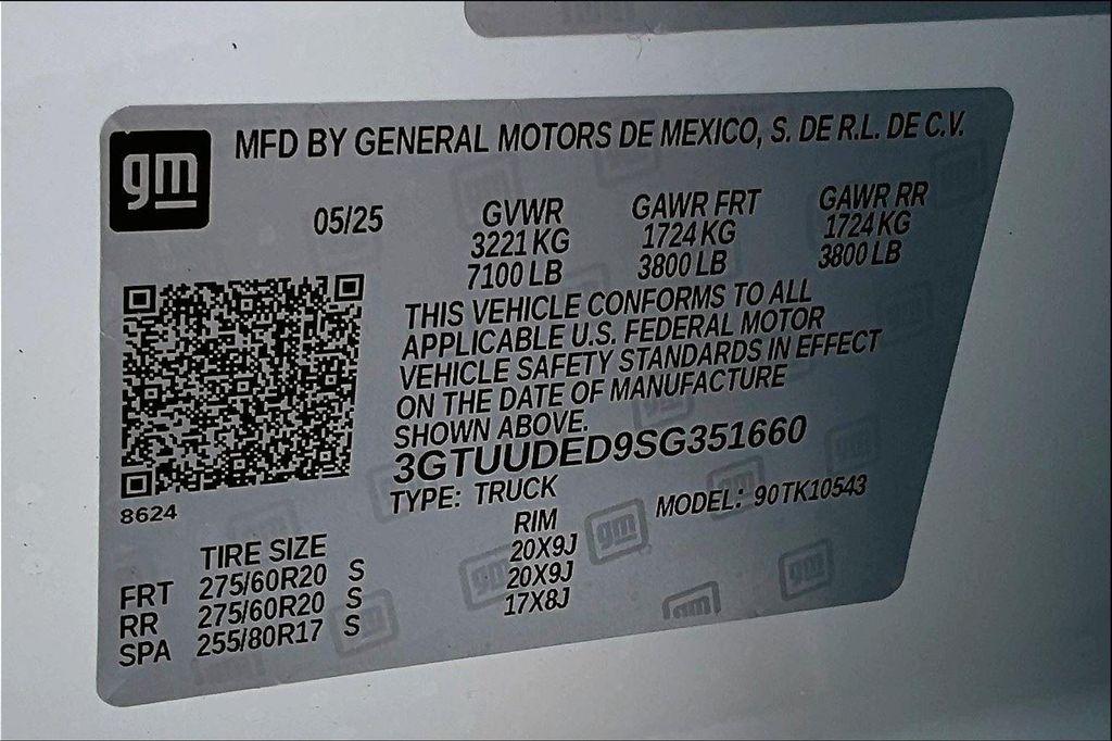 new 2025 GMC Sierra 1500 car, priced at $56,202