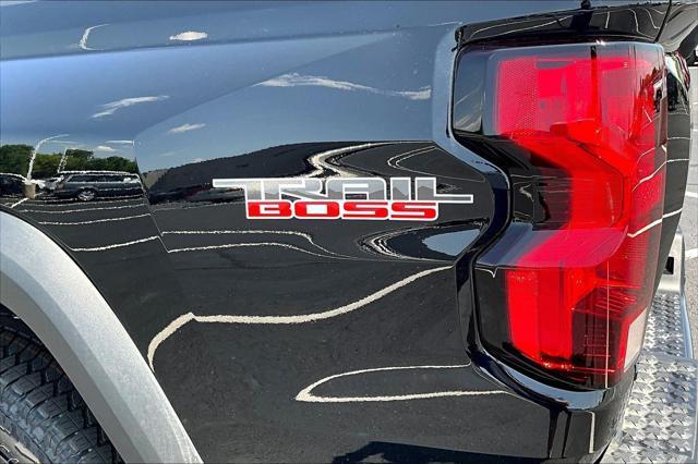 new 2025 Chevrolet Colorado car, priced at $44,289
