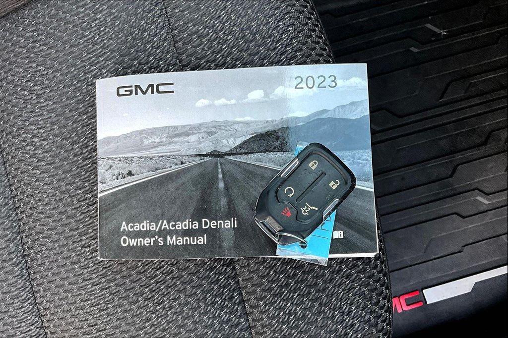 used 2023 GMC Acadia car, priced at $29,323