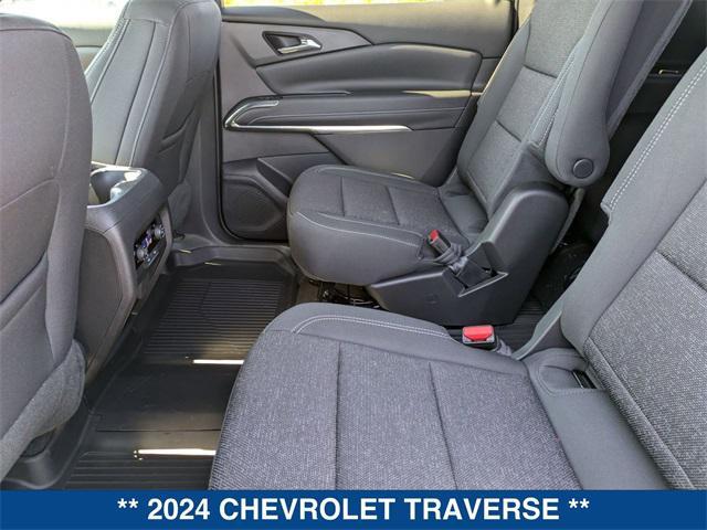 new 2024 Chevrolet Traverse car, priced at $43,450