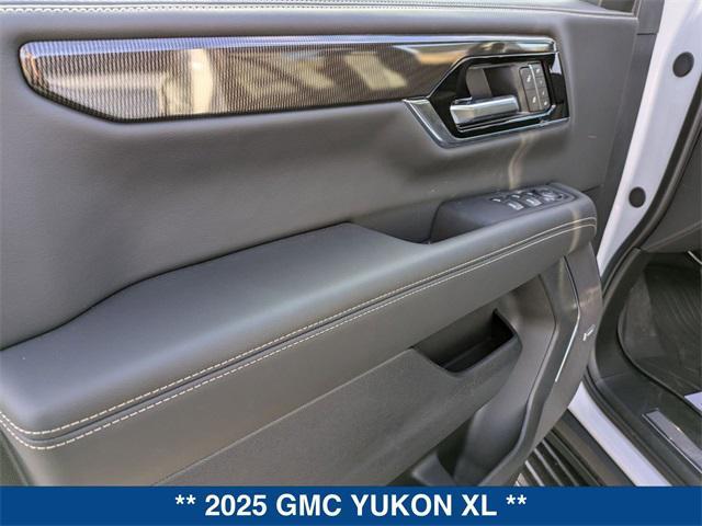 new 2025 GMC Yukon XL car, priced at $80,195