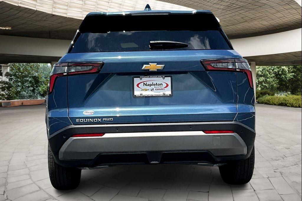 new 2026 Chevrolet Equinox car, priced at $30,305