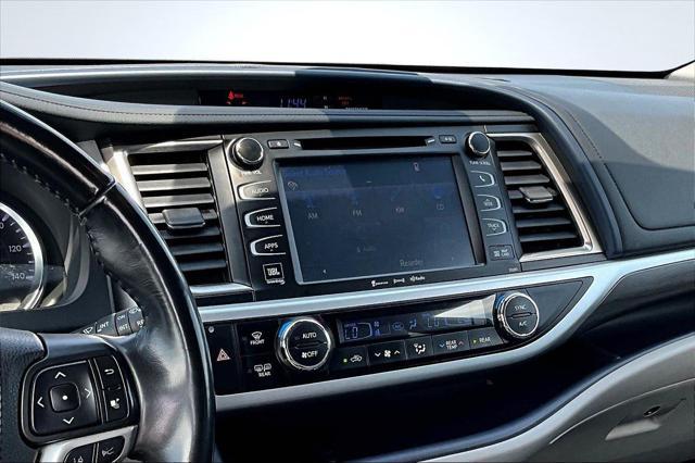 used 2019 Toyota Highlander car, priced at $27,985