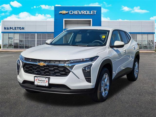 new 2025 Chevrolet Trax car, priced at $22,135