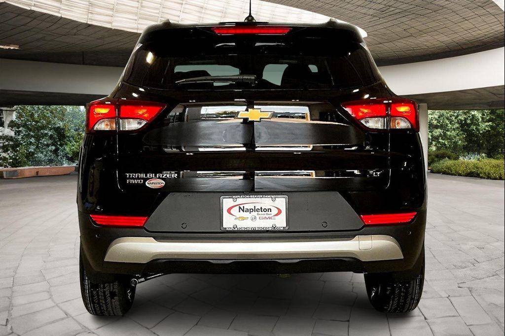 new 2026 Chevrolet TrailBlazer car, priced at $28,420