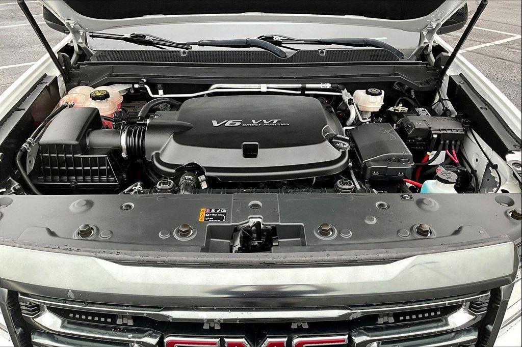used 2021 GMC Canyon car, priced at $29,985