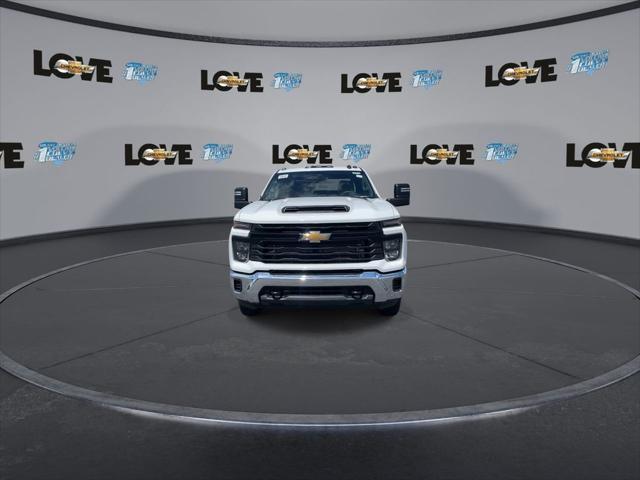 new 2025 Chevrolet Silverado 3500 car, priced at $65,443