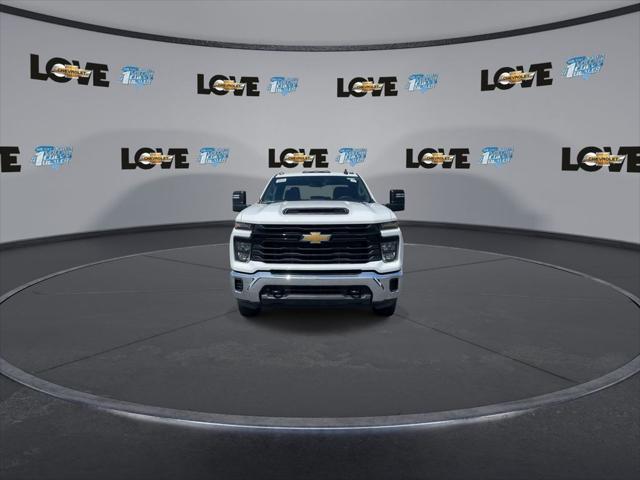 new 2025 Chevrolet Silverado 3500 car, priced at $53,203