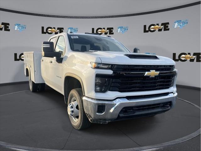 new 2025 Chevrolet Silverado 3500 car, priced at $53,203