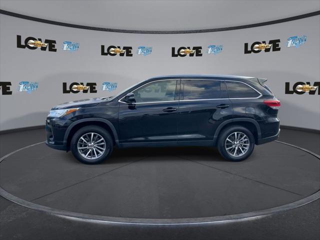 used 2019 Toyota Highlander car, priced at $24,999