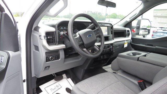 new 2025 Ford F-250 car, priced at $48,200