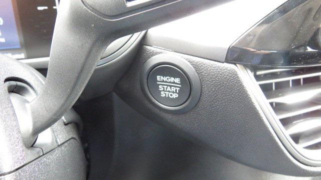 new 2025 Ford Escape car, priced at $28,017
