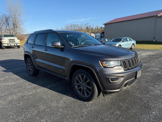 used 2017 Jeep Grand Cherokee car, priced at $17,271